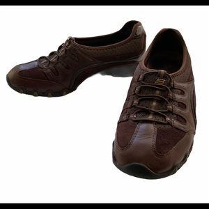 Sketchers Burgundy Toffee Slip On Leather Sneakers